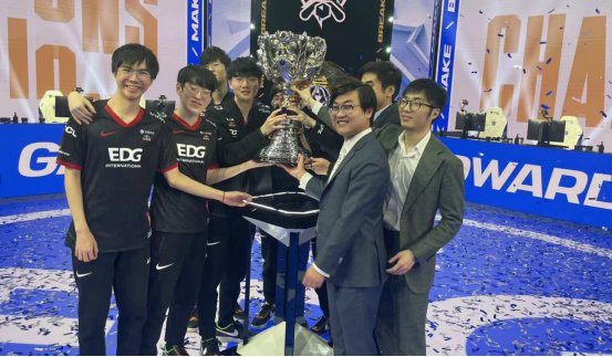 一回合中 一回合中